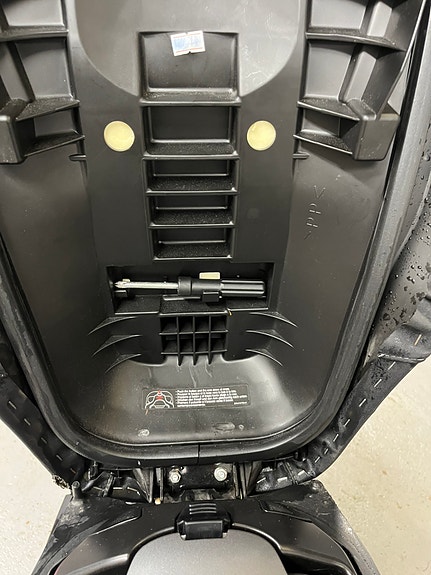 Yamaha NEO’S dual battery 24 of 27