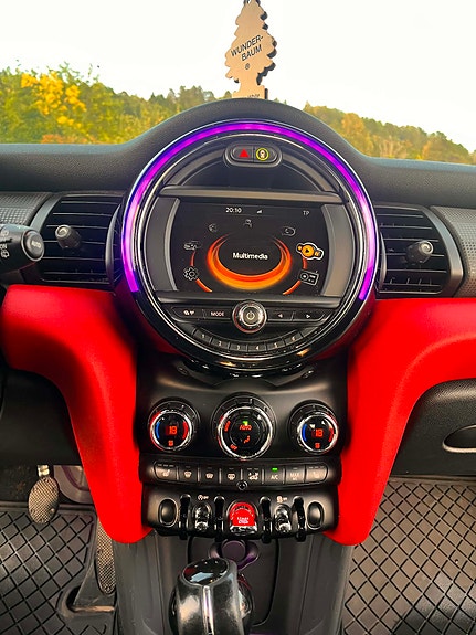MINI Cooper 21 of 30