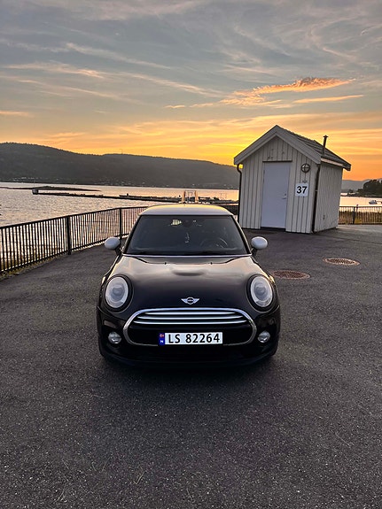 MINI Cooper 2 of 30
