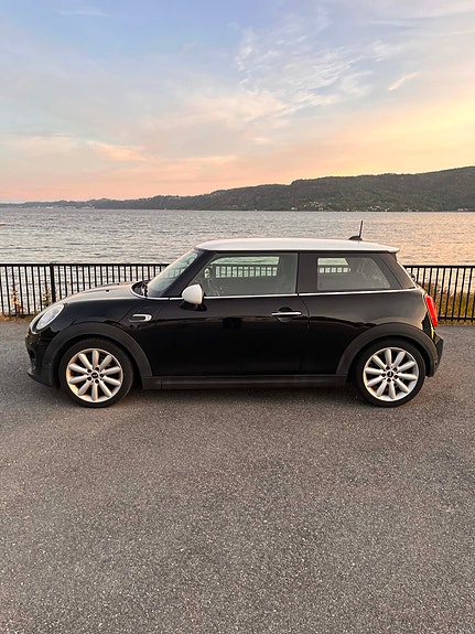 MINI Cooper 8 of 30