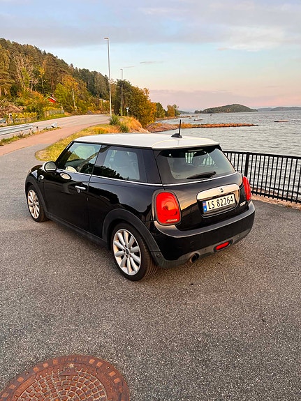 MINI Cooper 7 of 30