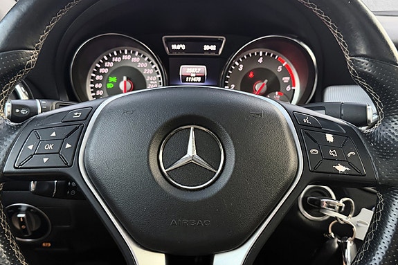 Mercedes-Benz GLA220 18 of 30