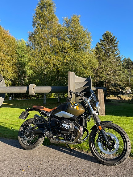 BMW R nineT Scrambler 2 of 10