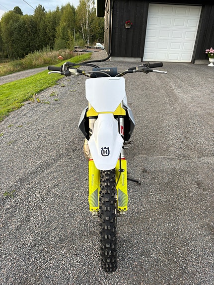 Husqvarna TC125 4 of 10