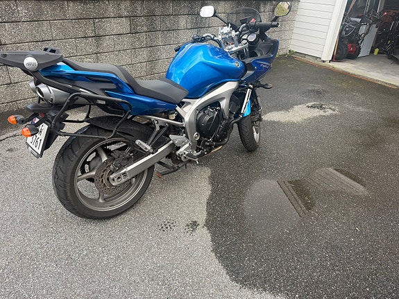 Yamaha FZ6-S S2 Fazer 4 of 9