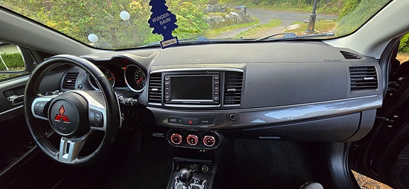 Mitsubishi Lancer 20 of 30