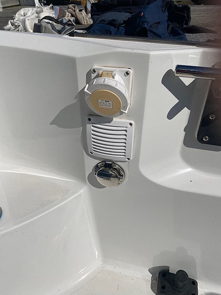 Grei weekend-/fiskebåt, 150hk, 2018 mod., mye utstyr. 6 of 21