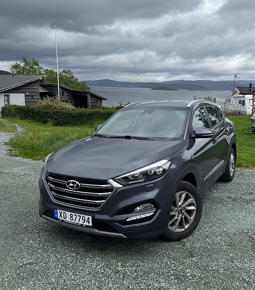 Hyundai Tucson 3 of 28