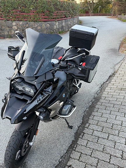 BMW BMW R 1250 GS Triple Black 3 of 8