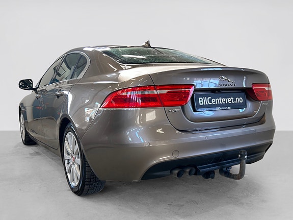 Jaguar XE 6 of 29