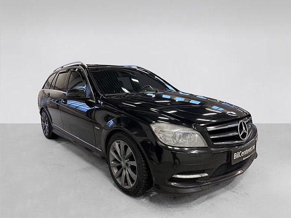 Mercedes-Benz C200 3 of 30