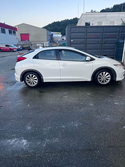 Honda Civic 13 of 16