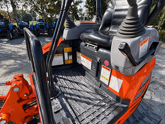Kubota U 17 3A 3 of 6