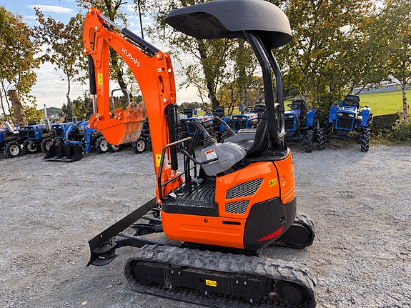 Kubota U 17 3A 2 of 6