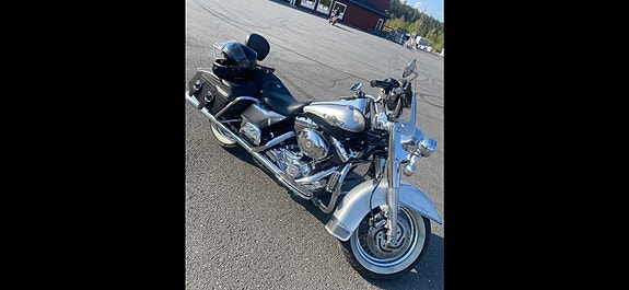 Harley-Davidson ROAD KING CLASSIC FLHRC (100th Anniversary version) 4 of 7