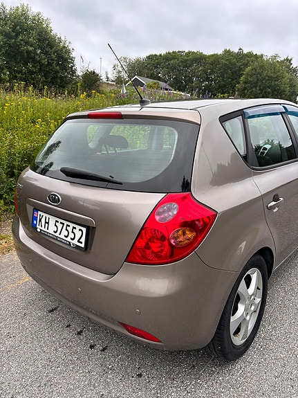 Kia Ceed 16 of 18