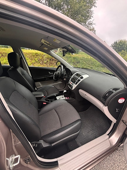 Kia Ceed 14 of 18