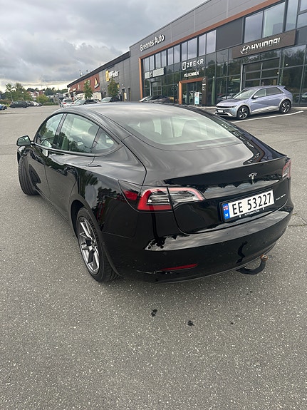 Tesla Model 3 6 of 20