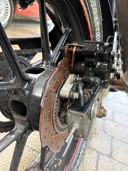 Suzuki GSX-R 125 8 of 13