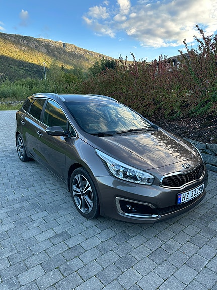 Kia Ceed 8 of 11