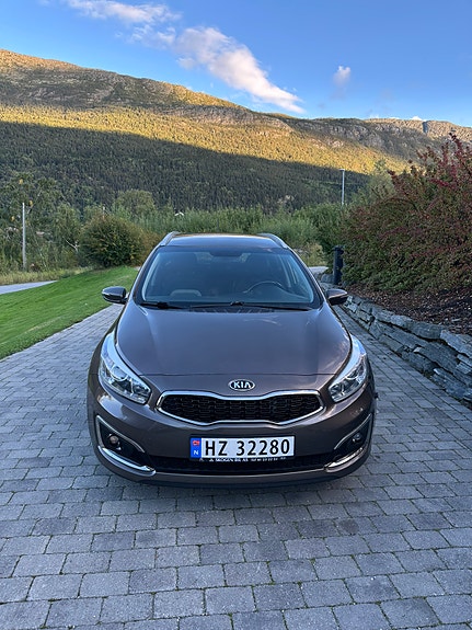Kia Ceed 9 of 11