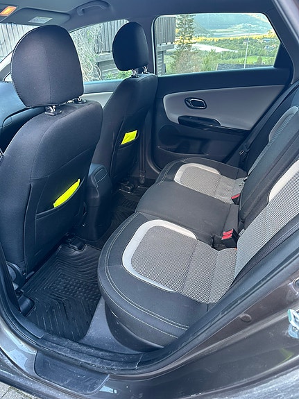 Kia Ceed 5 of 11