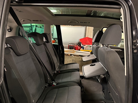 Volkswagen Sharan 7 of 16