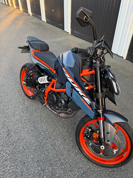 KTM 390 Duke 4 of 21