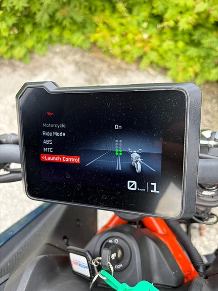KTM 390 Duke 7 of 21