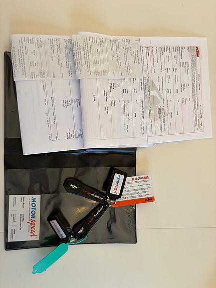KTM 390 Duke 15 of 21