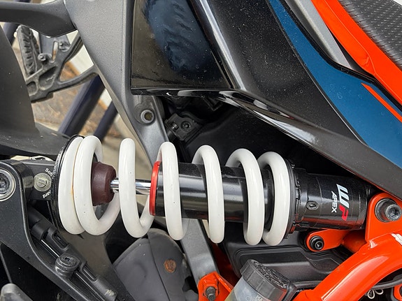 KTM 390 Duke 8 of 21