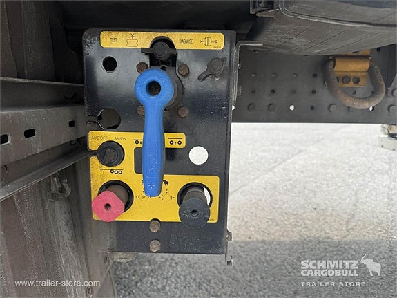 Schmitz Cargobull Reefer Multitemp 14 of 14