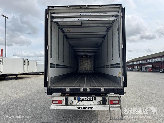 Schmitz Cargobull Reefer Multitemp 8 of 14