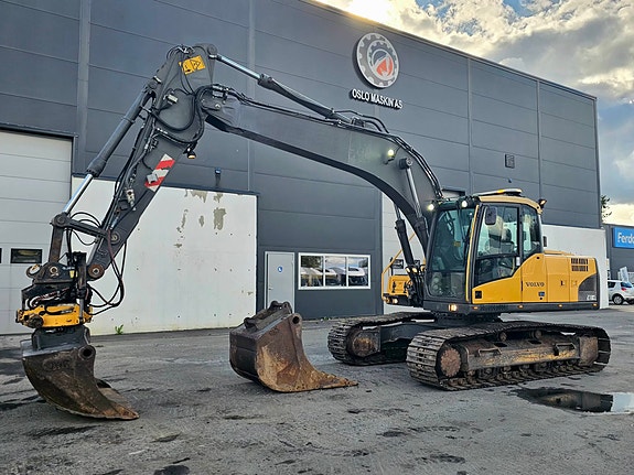 Volvo EC180CL, 2007 mod, 10780 timer, Rototilt, 2 skuffer, sentralsmøring 2 of 30