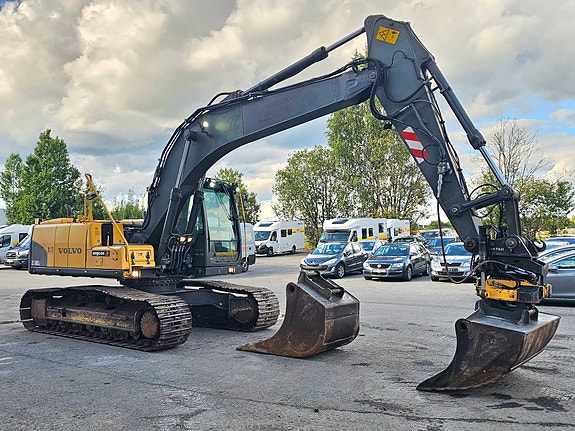 Volvo EC180CL, 2007 mod, 10780 timer, Rototilt, 2 skuffer, sentralsmøring 8 of 30