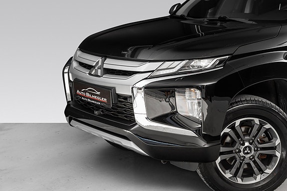 Mitsubishi L200 7 of 30