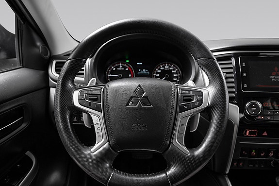 Mitsubishi L200 20 of 30