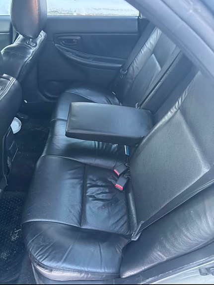 Subaru Impreza 3 of 9