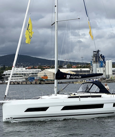 Ny og ledig 2027 mod. Dufour 41 er ankommet Norge - Utstilt hos oss på Vollen! 3 of 30