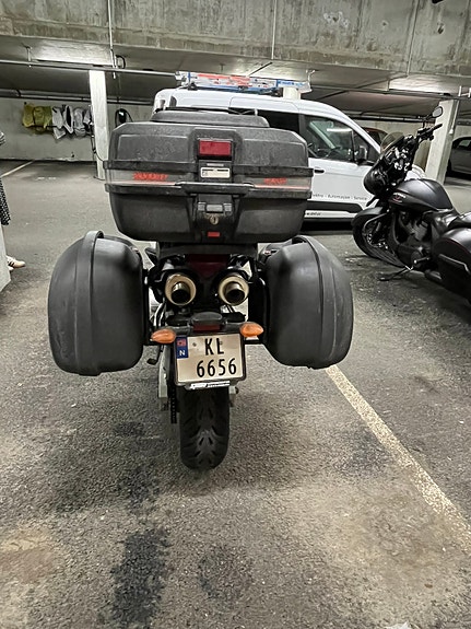 Yamaha FZ6-S Fazer 3 of 18