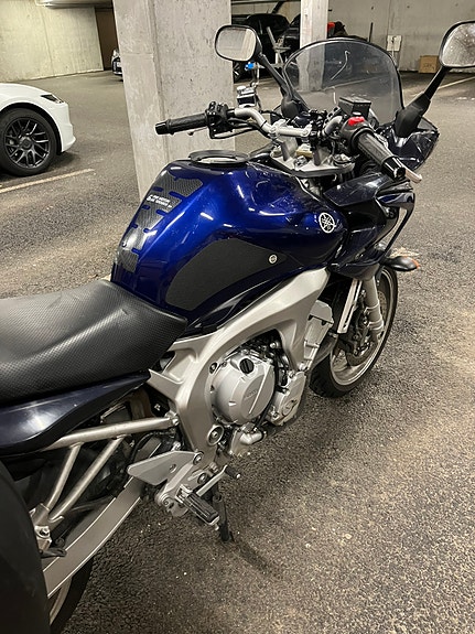 Yamaha FZ6-S Fazer 14 of 18
