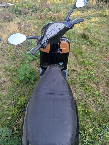 Vespa ET-4 125 - SELGES BILLIG 2 of 3