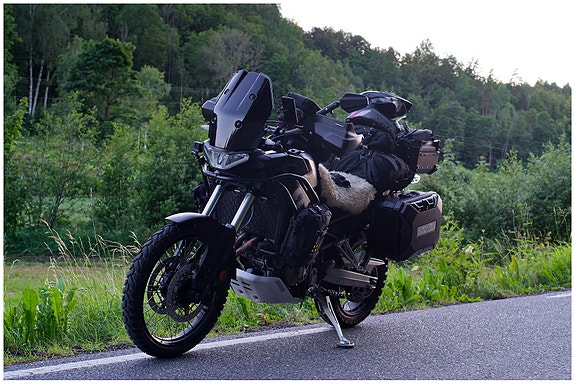 Aprilia Tuareg 660 3 of 8
