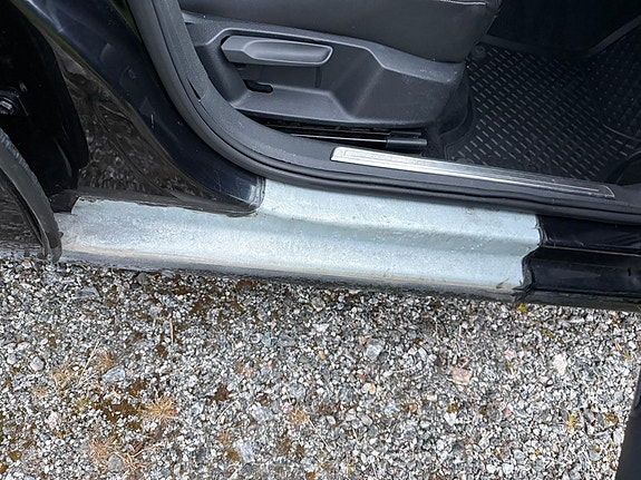 Volkswagen e-Golf VII 13 of 14
