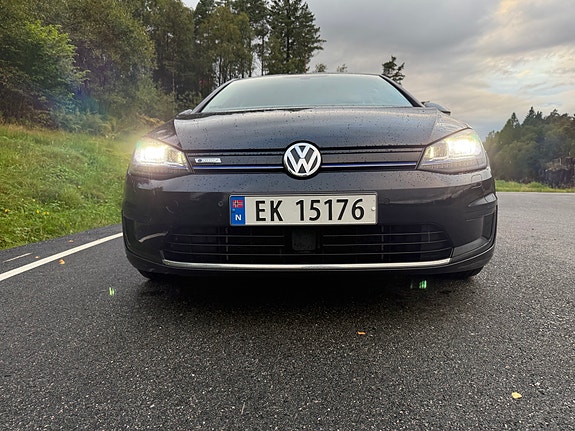 Volkswagen e-Golf VII 3 of 14