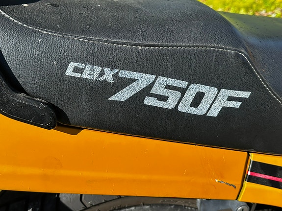 Honda CBX750F 4 of 5