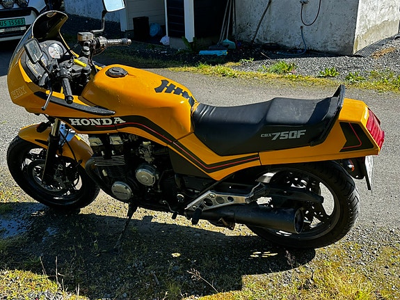 Honda CBX750F 5 of 5