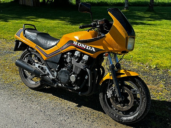 Honda CBX750F 2 of 5