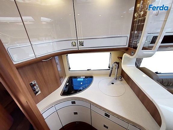 Carthago E-line I 51 QB DA Mercedes 7 of 17