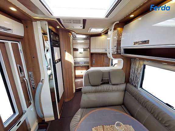 Carthago E-line I 51 QB DA Mercedes 15 of 17